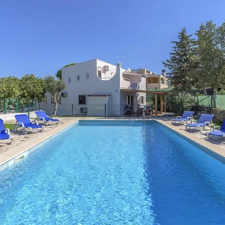 Flh Carvoeiro Family House With Pool