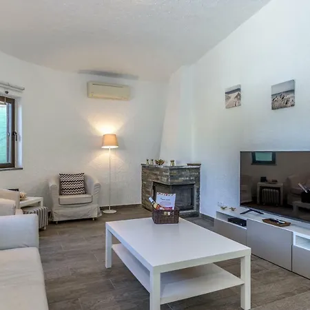 度假居 Flh Carvoeiro Family House With Pool *